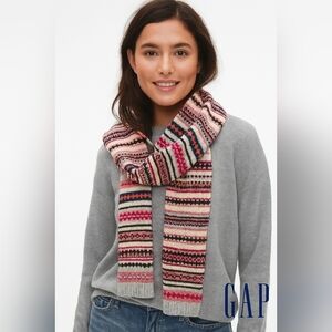 NWT GAP MERINO WOOL BLEND MULTICOLOR FAIR ISLE SCARF UNISEX